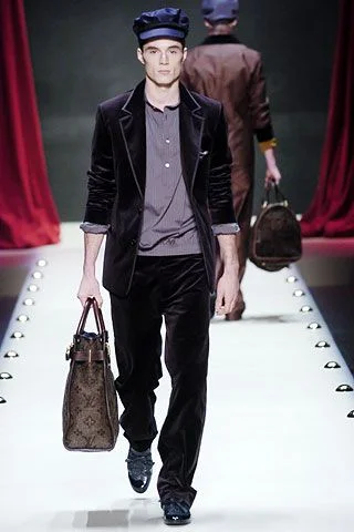 Look 10